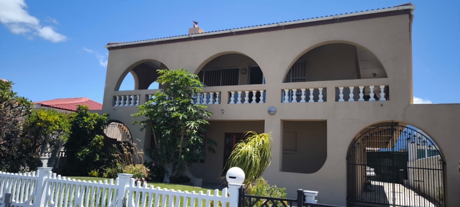 3 Bedroom Property for Sale in Belgravia Western Cape